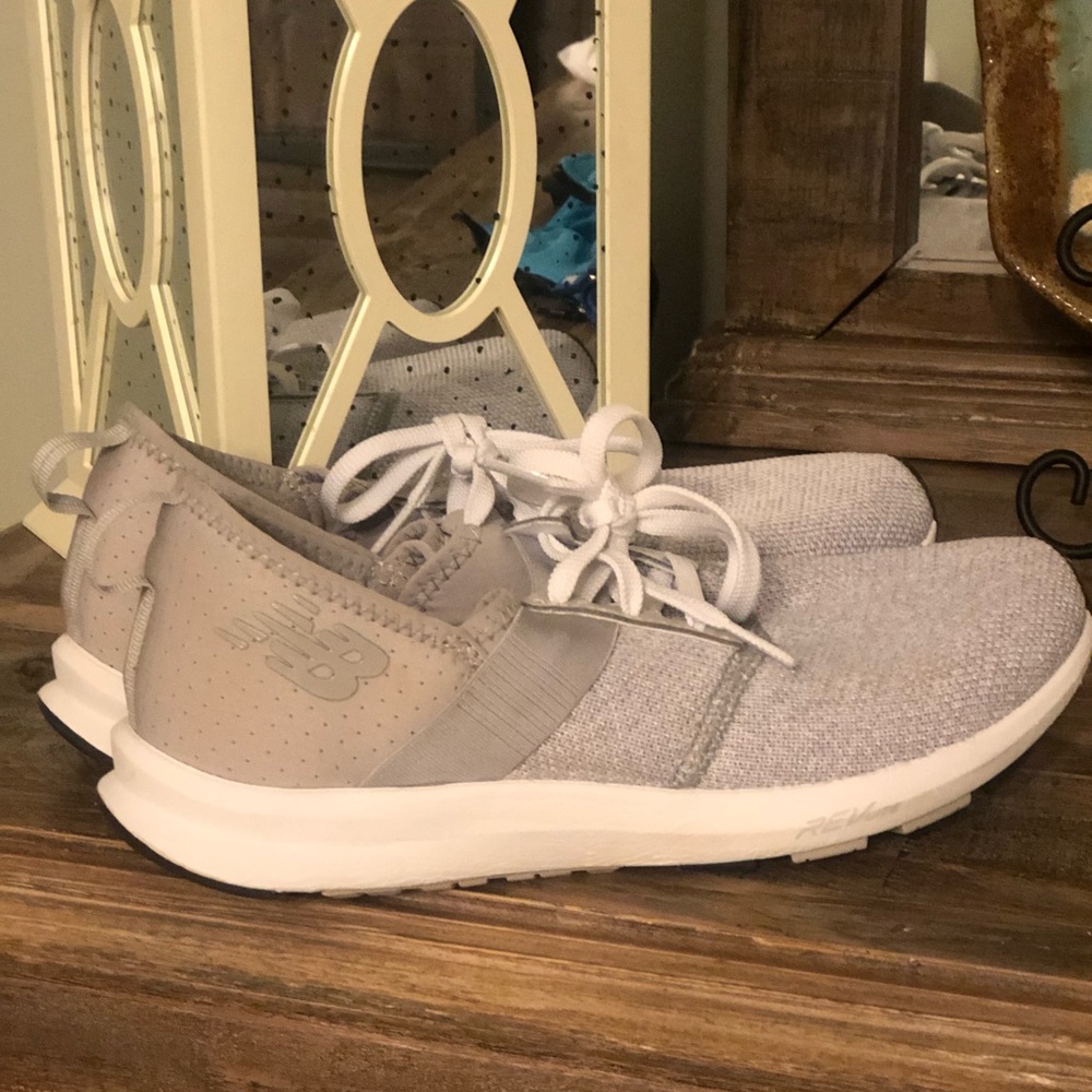 New Balance Tennis Shoes